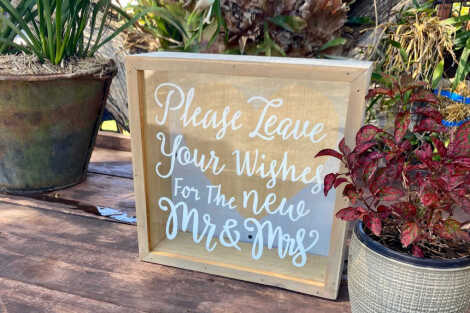 Please Leave Your Wishes - Wishing Well