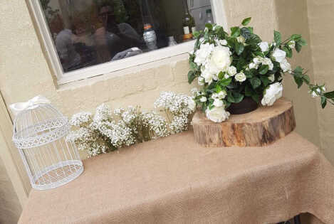 Round Green & White Flower Centrepiece