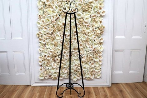 Black Metal Easel - 1.5m