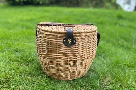 Curved Picnic Basket (leather strap)