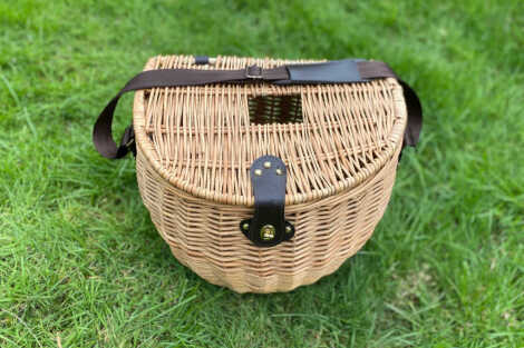 Curved Picnic Basket (leather strap)