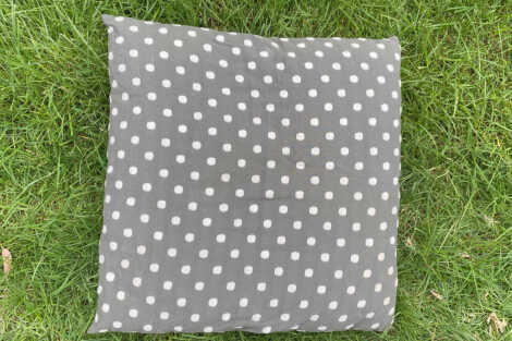 'Nothing but Olives' Cushion Package (20)