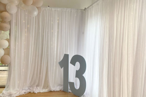 White Tulle Backdrop w/Fairy Lights - L-Shape (6m)