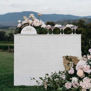 White Pressed Metal Bar (S)