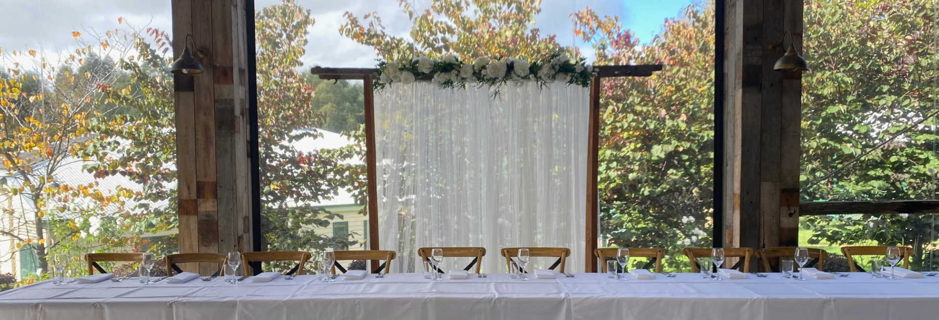 bridal table at Flowerdale Estate